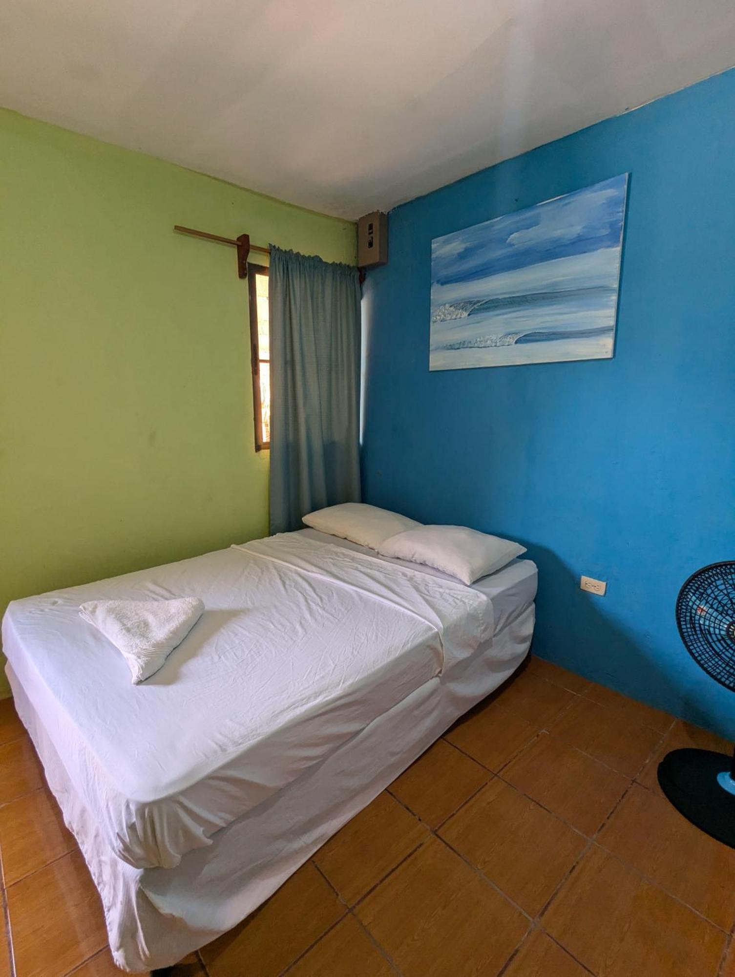 Chill Garrobo Hotel El Gigante Szoba fotó